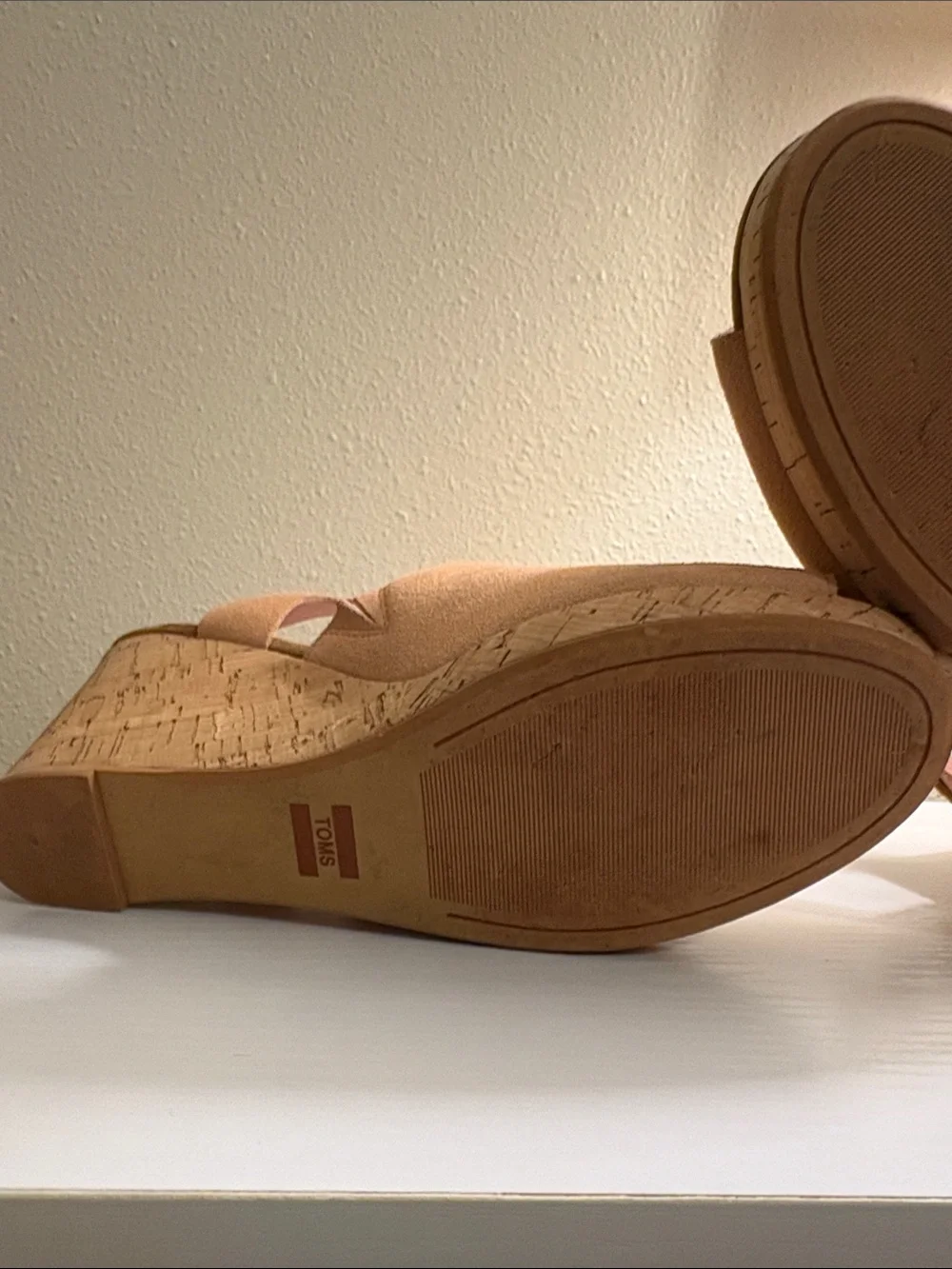 Women’s pink Suede Wedge Sandals with Buckle Strap